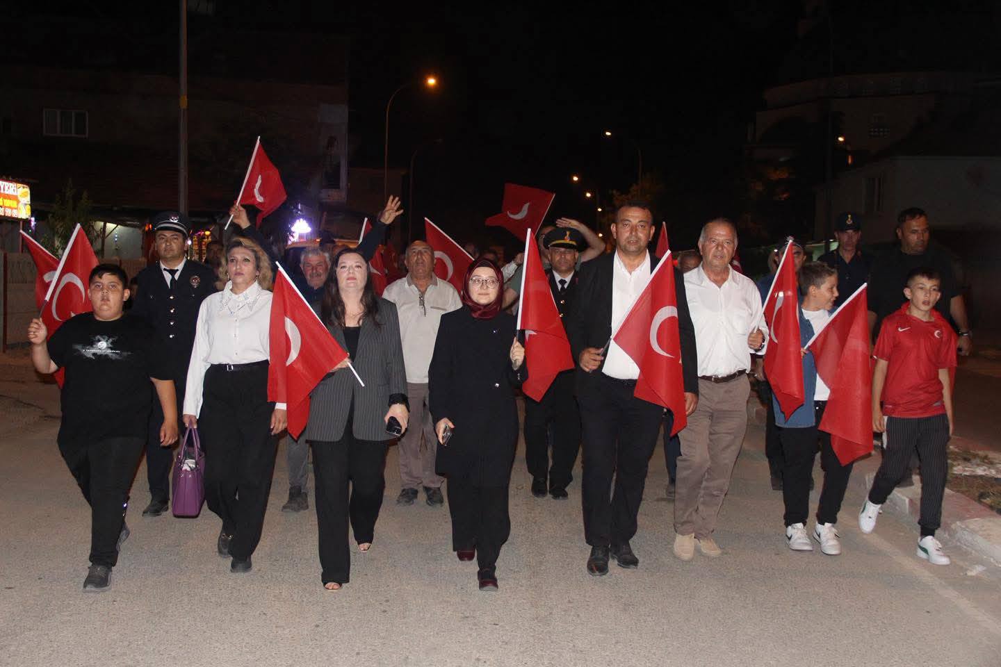 
15 Temmuz Demokrasi ve Milli Birlik Günü dolayısıyla Evciler ilçesinde