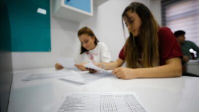 Üniversite adayları için 2025 Yükseköğretim Kurumları Sınavı (2025-YKS) tercih süreci