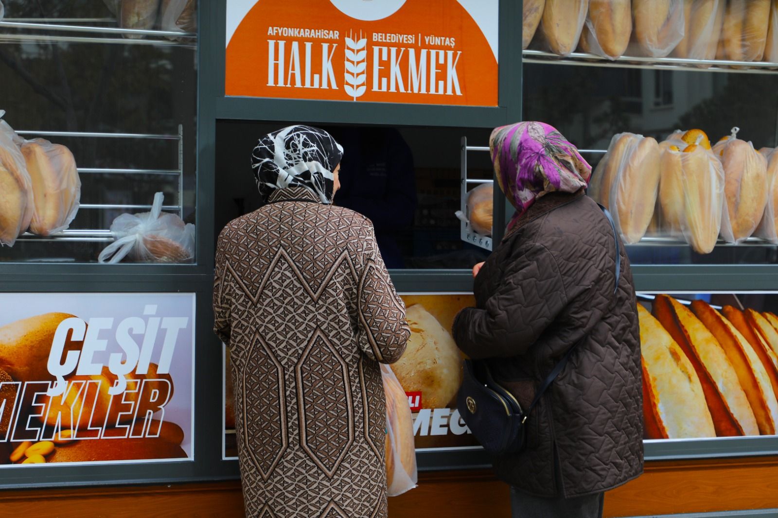 Afyonkarahisar Belediyesi’ne bağlı Yüntaş Halk Ekmek, 2025 yılında üretimini üç