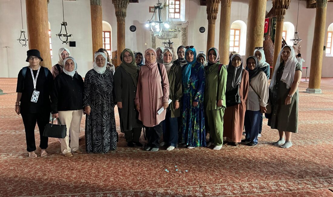 Afyonkarahisar merkezli Etkinlikçi Kadınlar Derneği (EKAD), kentin tarihine ışık tutan