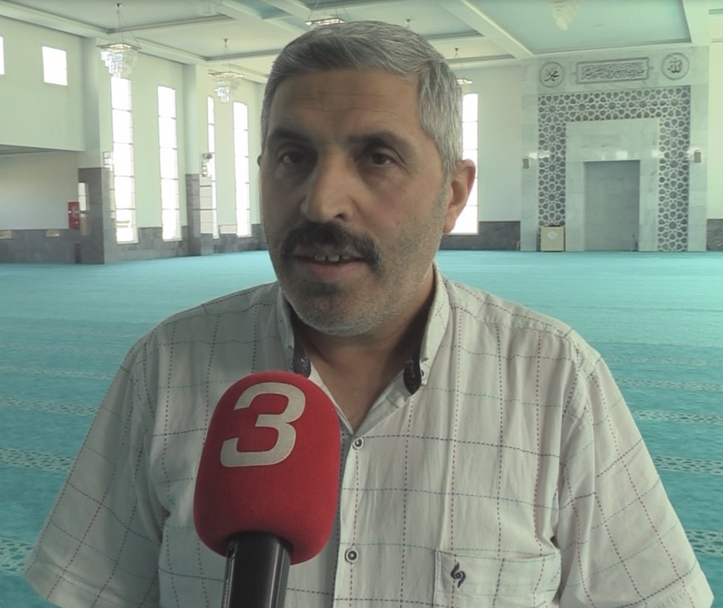 Afyonkarahisar’da kılınan Cuma Namazı’nda duygusal anlar yaşandı. Şehrin en büyük