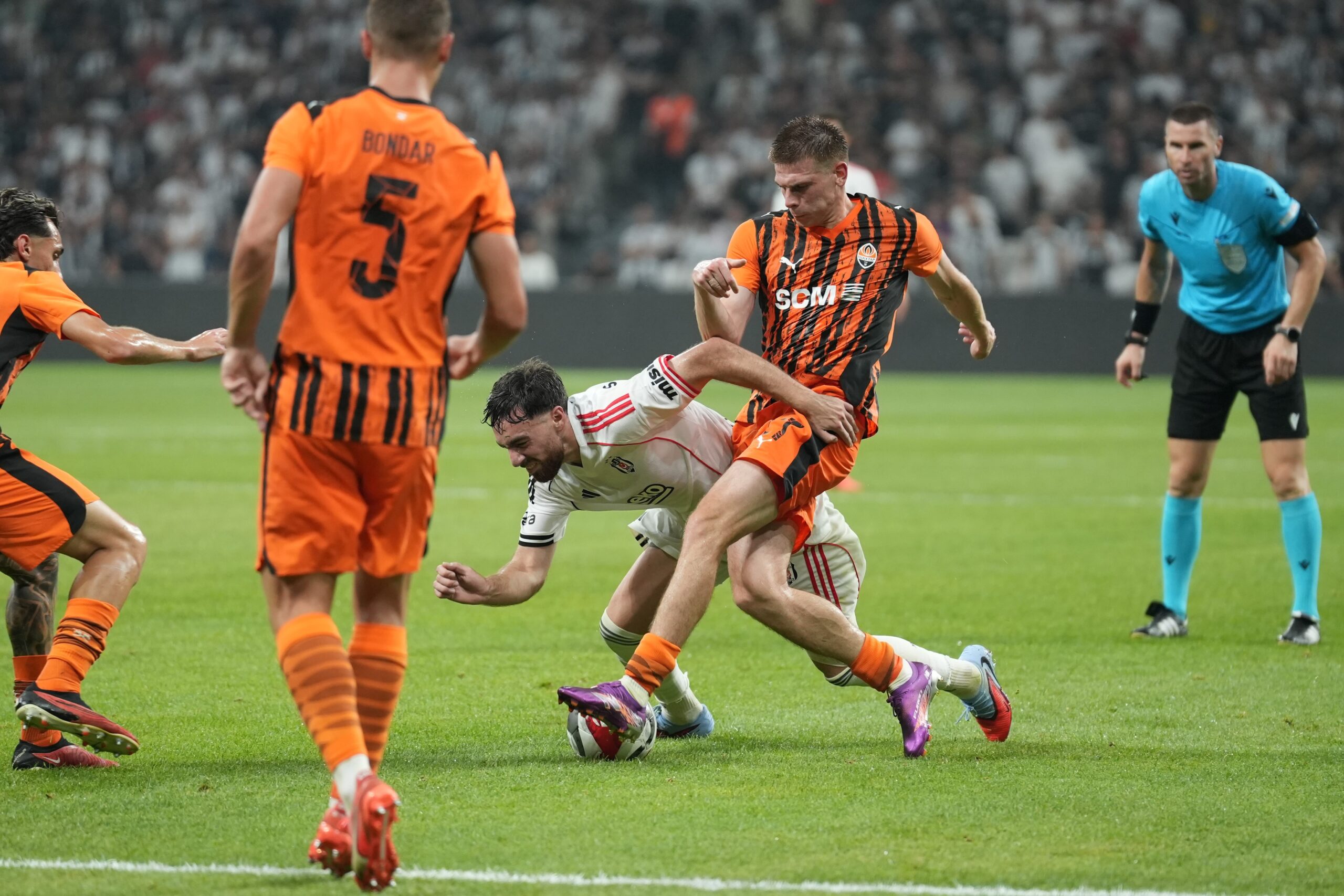 UEFA Avrupa Ligi 2. ön eleme turunda Ukrayna'nın Shakhtar Donetsk