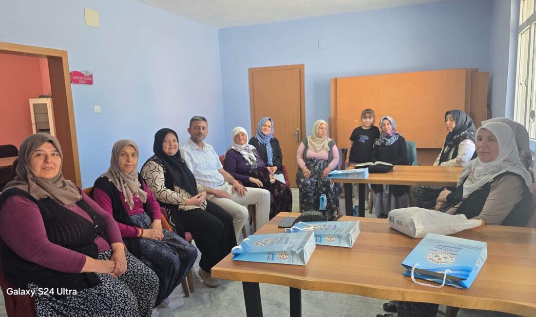 Sinanpaşa Belediye Başkanı Tolga Yıldırım, Kadın Kültür Evi’ni ziyaret ederek