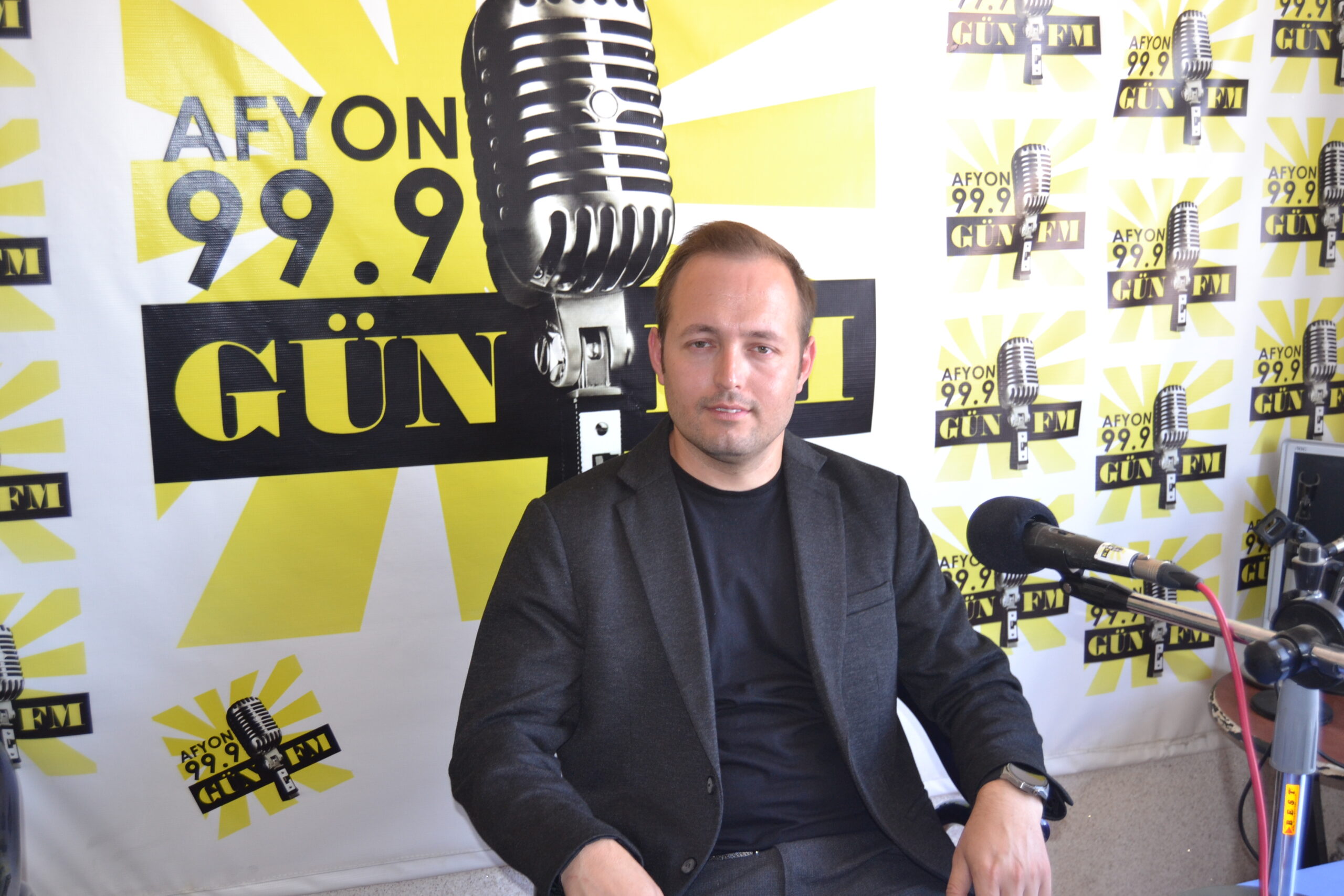 İl Emniyet Müdürlüğü ve Gün FM işbirliğinde süren Emniyet Saati