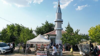 Afyonkarahisar’ın Bolvadin ilçesinde bulunan Abdülvahap Gazi Hazretleri Türbesi’nde muharrem ayı