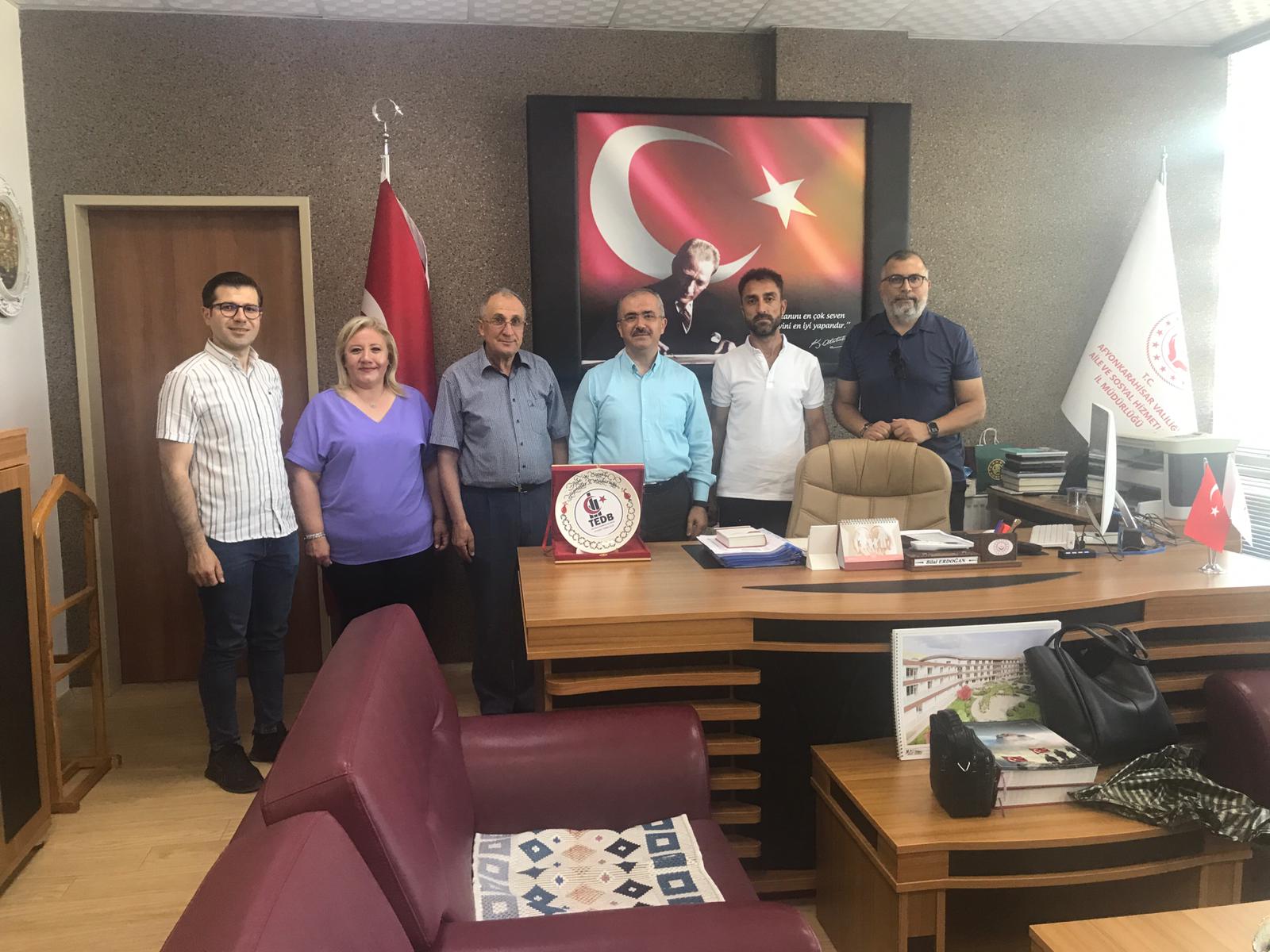 Tüm Emlak Danışmanları Birliği (TEDB) Genel Merkezi tarafından 2025 Aile