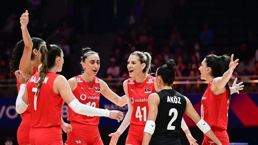 A Milli Kadın Voleybol Takımı, 2025 Milletler Ligi'nde (VNL) 3.