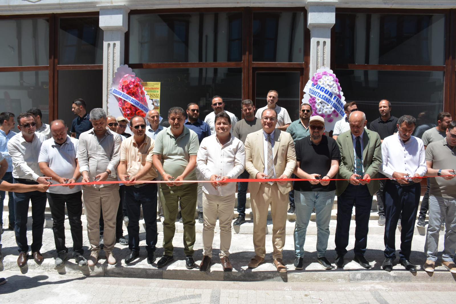 Afyonkarahisar İl Genel Meclisi üyeleri, Bolvadin’de yapımı tamamlanan iş yerlerinin