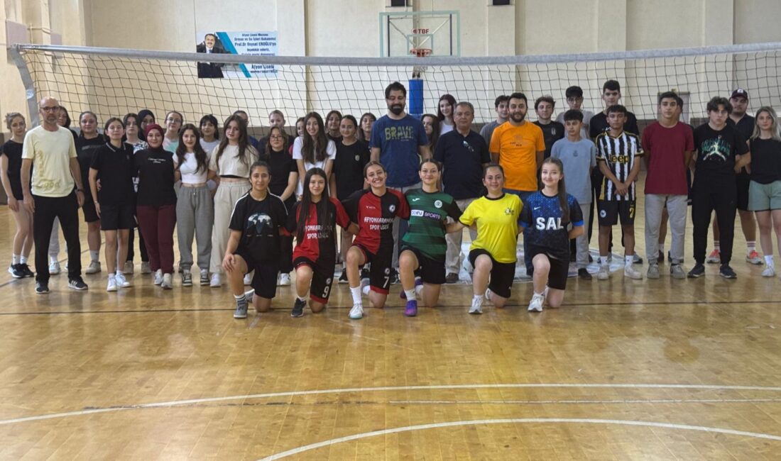 Afyonkarahisar’ın köklü eğitim kurumlarından Afyon Lisesi, geleneğini gelecekle buluşturuyor. Mekteb-i