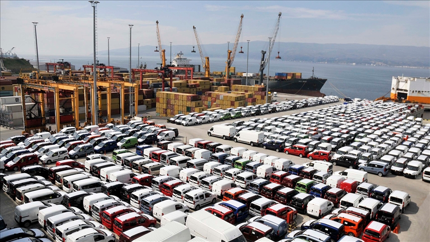 Otomotiv sektörü, bu yılın Ocak-Haziran döneminde 19 milyar 986 milyon