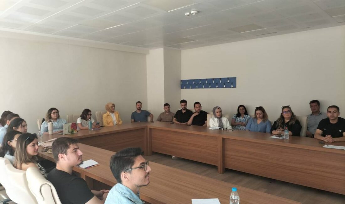 AFSÜ Kalite Koordinatörlüğü tarafından hazırlanan “Genel Uyum Eğitimi Formu” kapsamında,