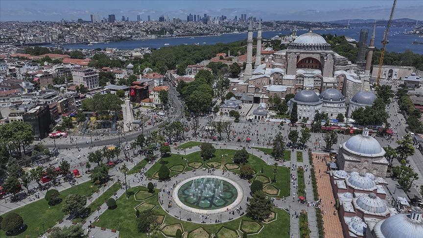 Yerli turistlerin bu yılın ocak-mart döneminde yurt içinde yaptığı seyahat