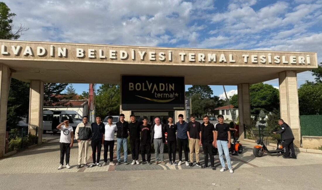  Bolvadin Belediyesi, Kur’an-ı Kerim ve ilim eğitimi alan gençleri termal
