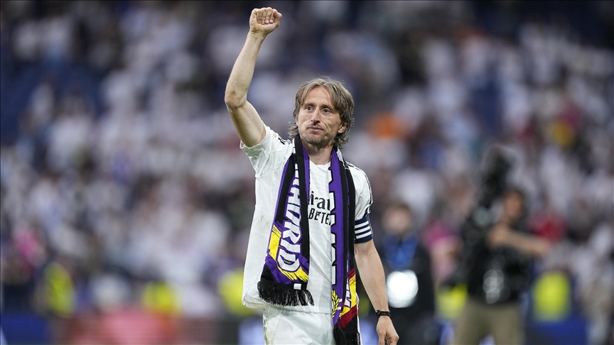 İtalyan ekibi Milan'a transfer olması beklenen 39 yaşındaki Hırvat orta