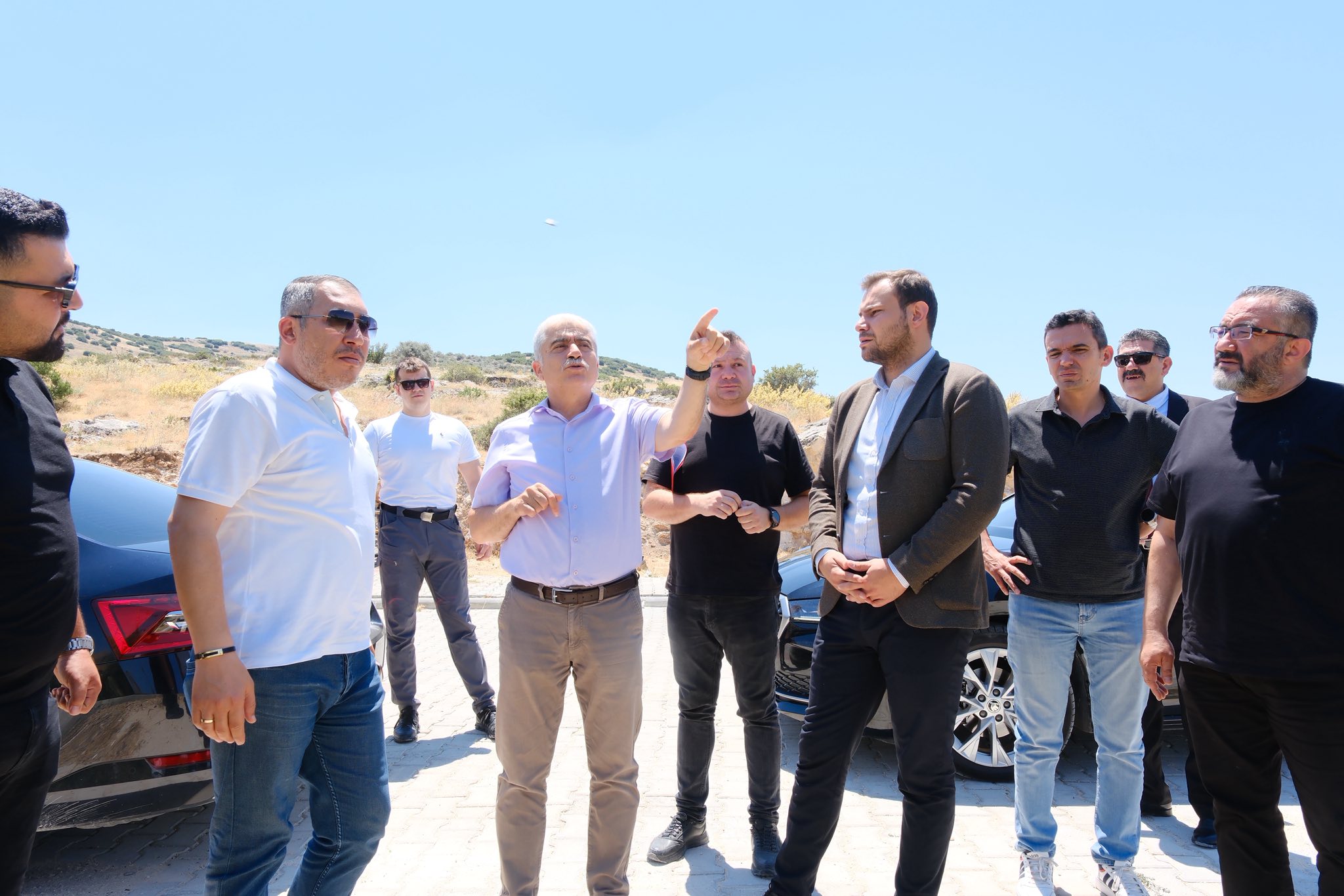 Dinar ilçesinden geçen Menderes Nehri üzerinde Devlet Su İşleri tarafından