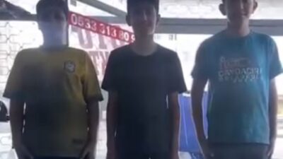 Elazığ'da bir sanayi sitesinde, mesleğe yeni başlayan üç çırak için