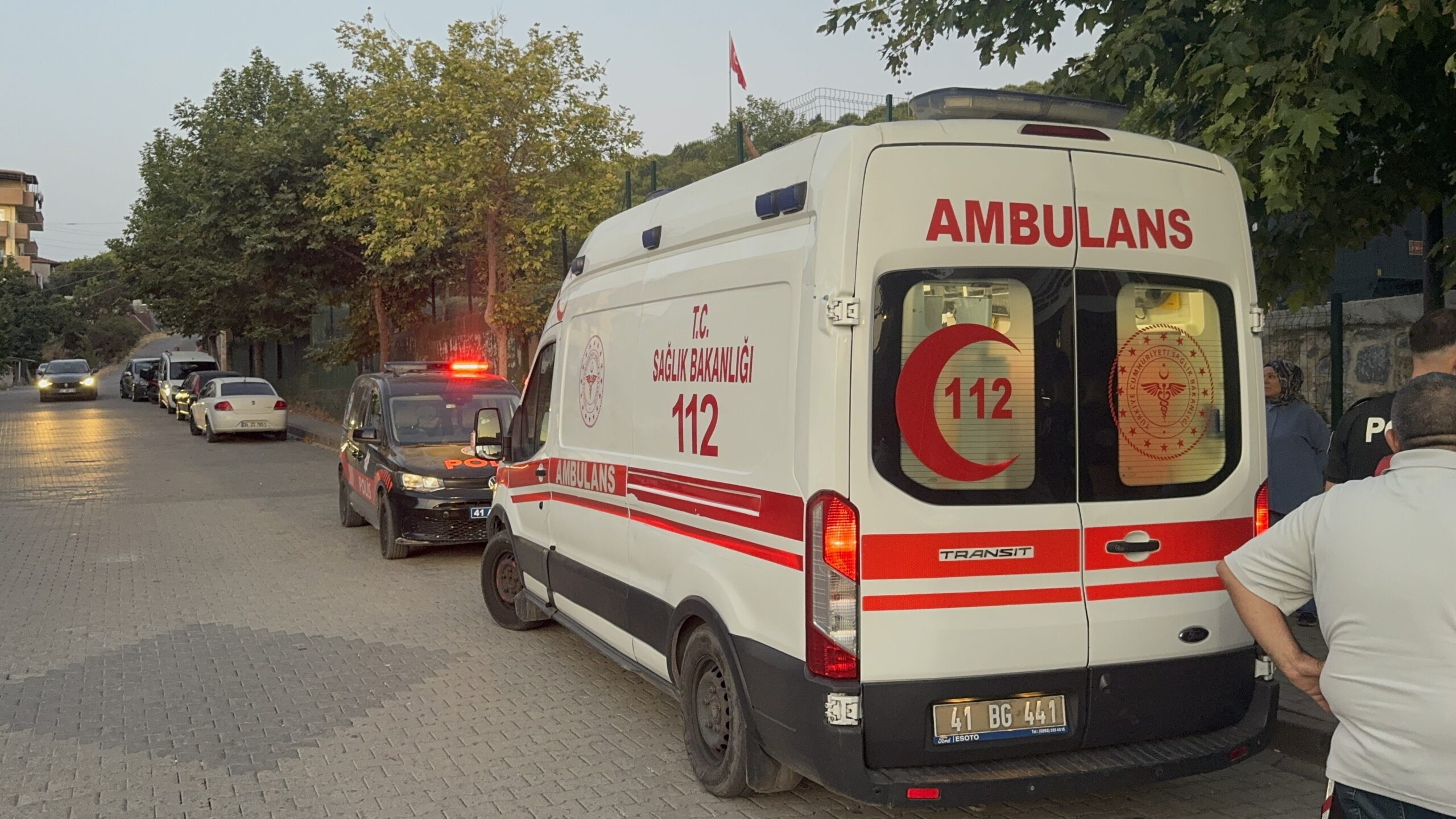Kocaeli'nin Darıca ilçesinde, bisikletinden düşerek ağır yaralanan 10 yaşındaki bir