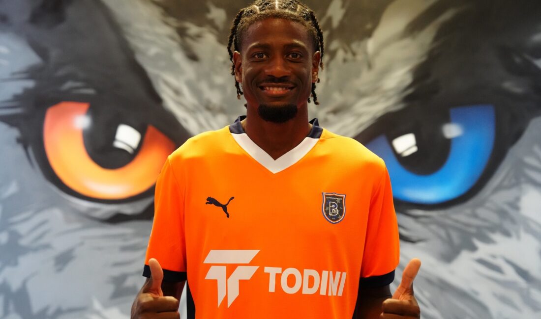 Başakşehir Futbol Kulübü, yeni sezon transfer çalışmaları doğrultusunda kadrosunu Nuno