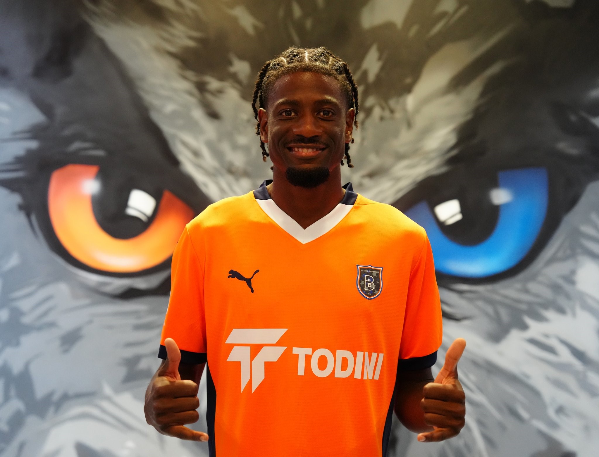 Başakşehir Futbol Kulübü, yeni sezon transfer çalışmaları doğrultusunda kadrosunu Nuno