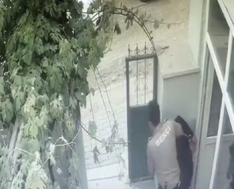 Çorum'un Sungurlu ilçesinde, çok sayıda suçtan aranan bir şüpheli, emniyet