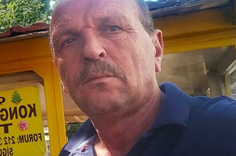Denizli'nin Pamukkale ilçesinde arı sokması sonucu fenalaşan 55 yaşındaki Hüseyin