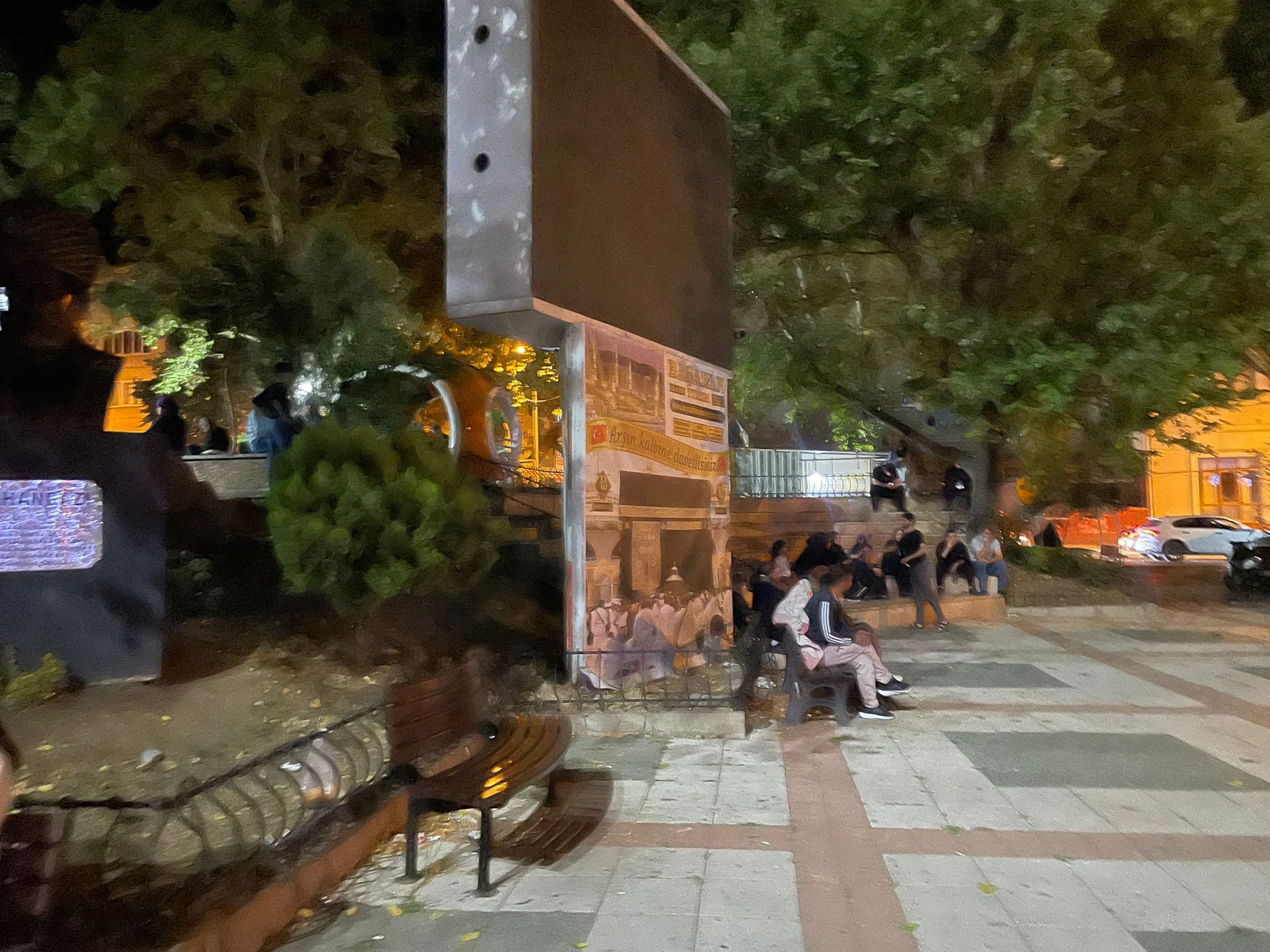 Bursa'nın Gemlik ilçesi merkezli meydana gelen ve büyüklüğü 4.2'ye ulaşan