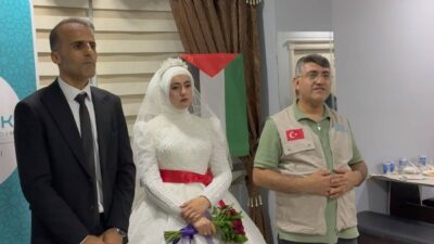 Batmanlı yeni evli bir çift, düğünlerinde misafirlerine ikramda bulunmak yerine,