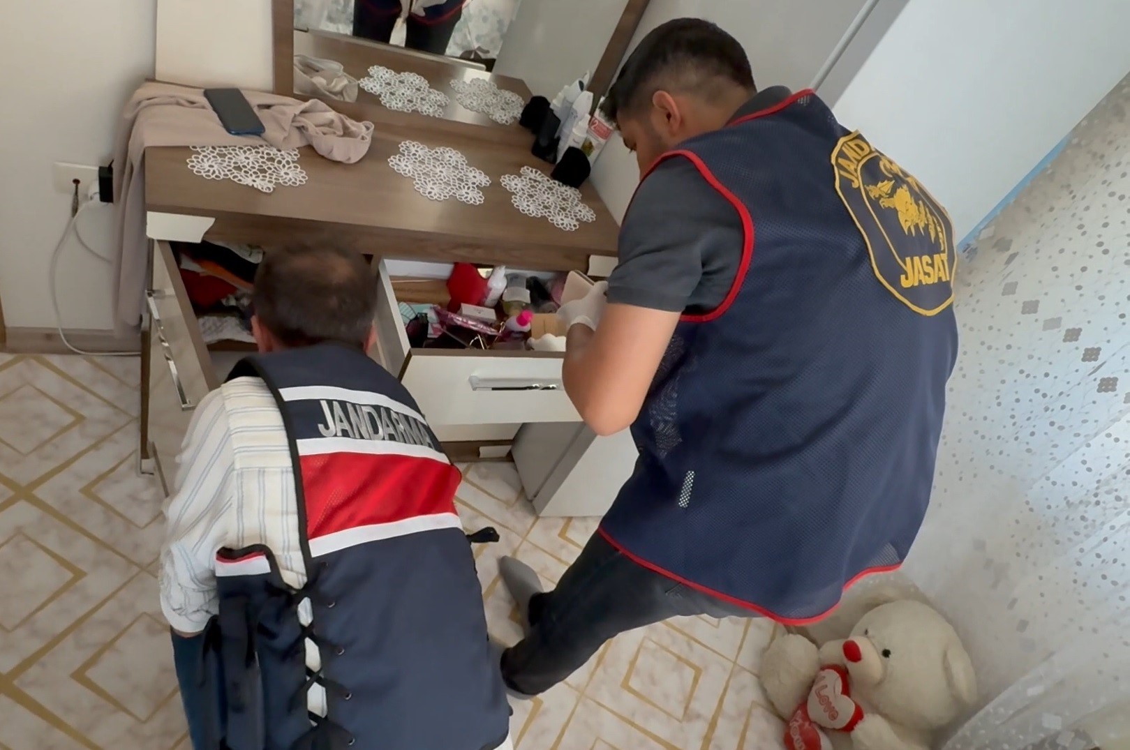 Gaziantep'te, tefecilik ve nitelikli dolandırıcılık faaliyetleri yürüterek mağdurların yaklaşık 50