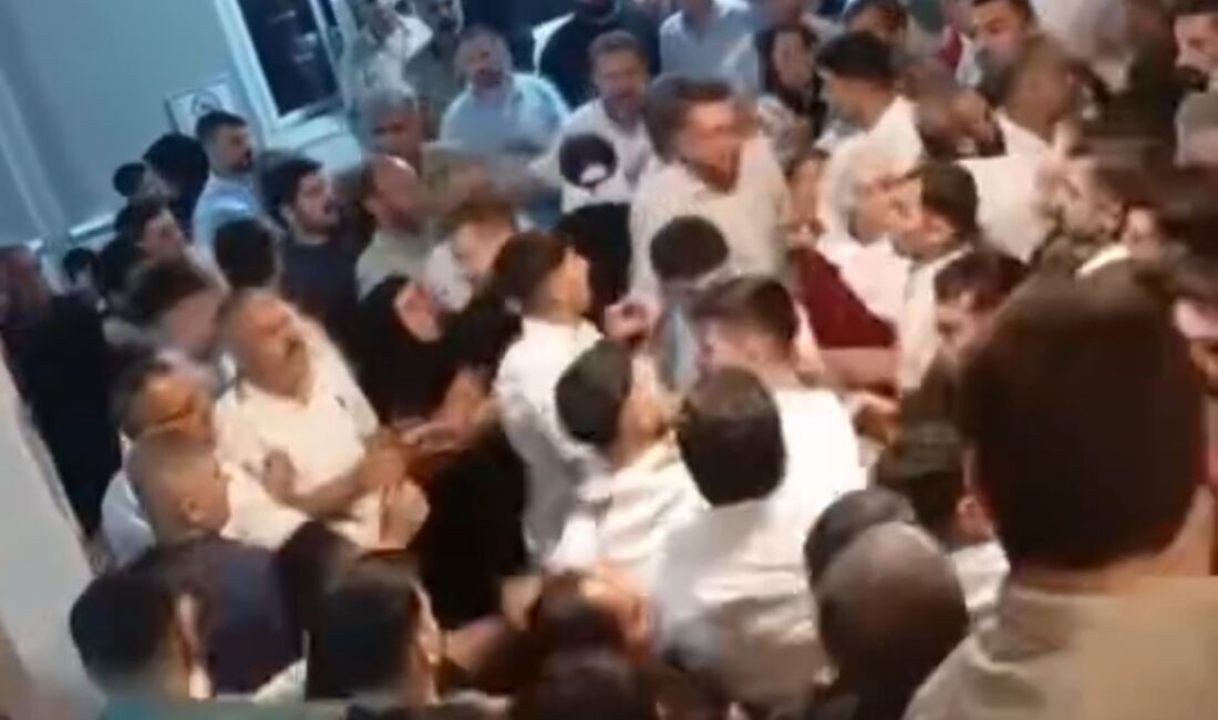Bursa'nın Yıldırım ilçesinde bir düğünde çocuk meselesi yüzünden başlayan tartışma