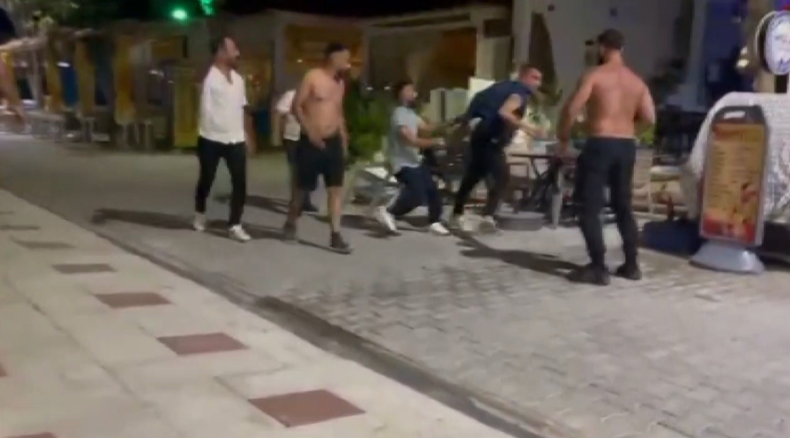 Muğla'nın Milas ilçesinde bir işletme sahibi, tartıştığı şahıs tarafından tabancayla