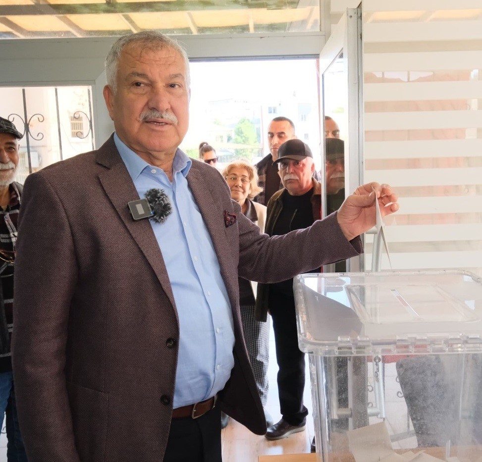 Türkiye Belediyeler Birliği Başkan Vekili ve Adana Büyükşehir Belediye Baskanı