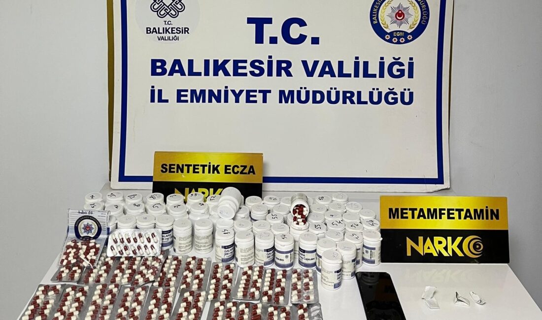 Balıkesir'in Ayvalık ilçesinde, bir yıl önce uyuşturucu madde ticareti yaparken