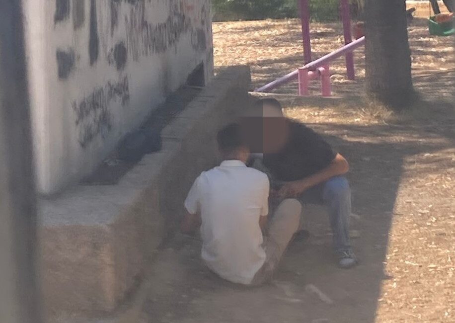 Antalya'da bir çocuk parkında iki şahıs arasında çıkan tartışma, silahlı
