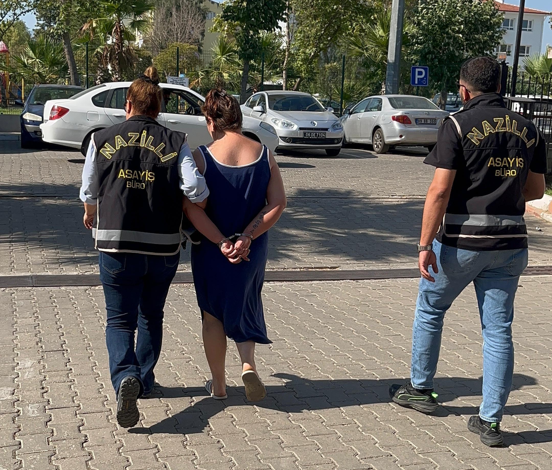 Aydın'ın Nazilli ilçesinde yaşanan olayda, bir ailenin çocuklarına bakması için