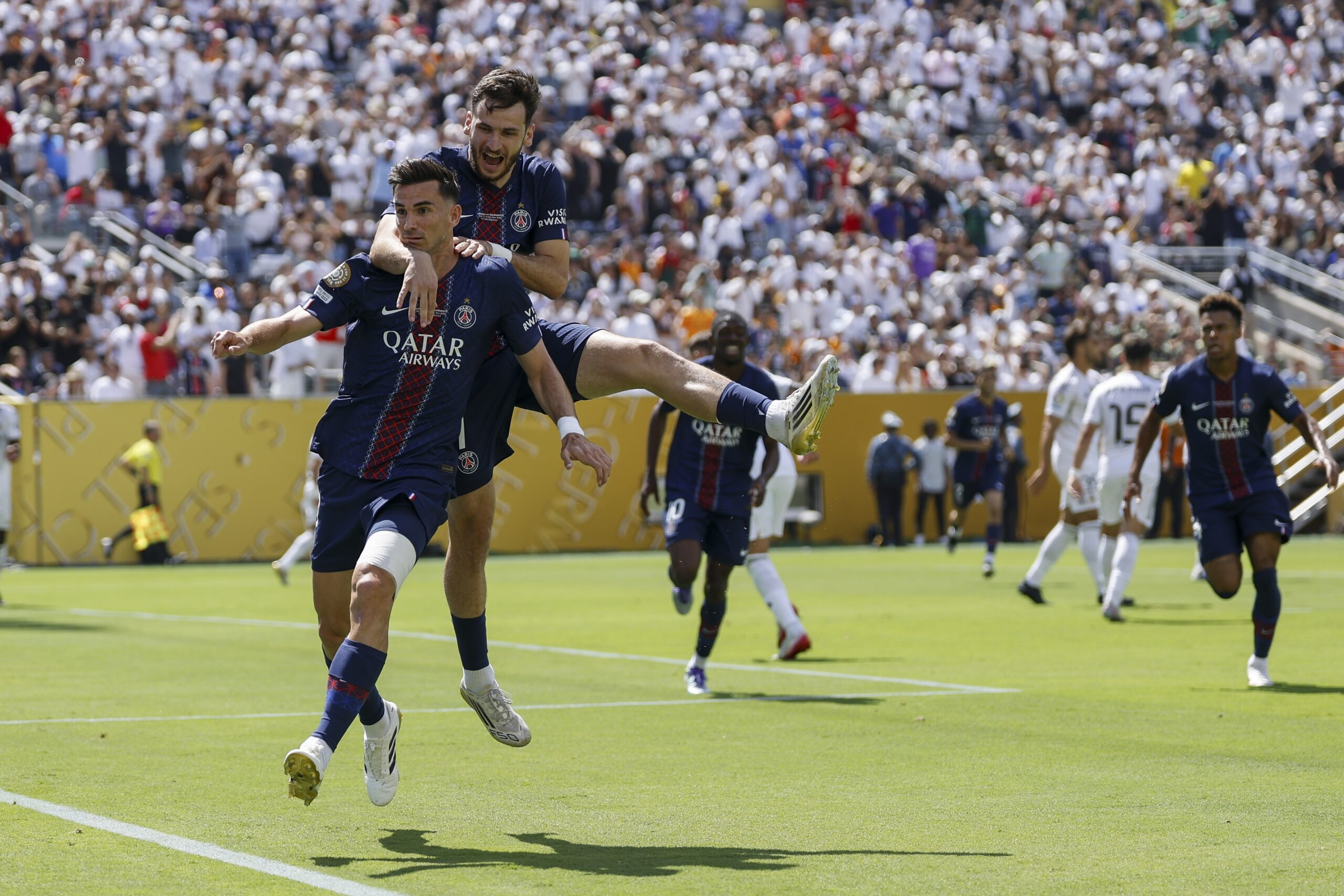 2025 FIFA Kulüpler Dünya Kupası yarı final mücadelesinde Paris Saint-Germain,
