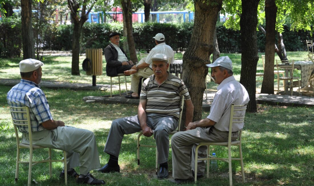 Uzmanlar, artan sıcaklıkların neden olduğu ciddi sağlık sorunlarına karşı kamuoyunu
