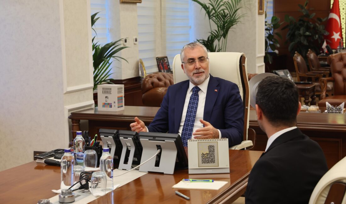 Çalışma ve Sosyal Güvenlik Bakanı Vedat Işıkhan, kanser tedavisinde kullanılan