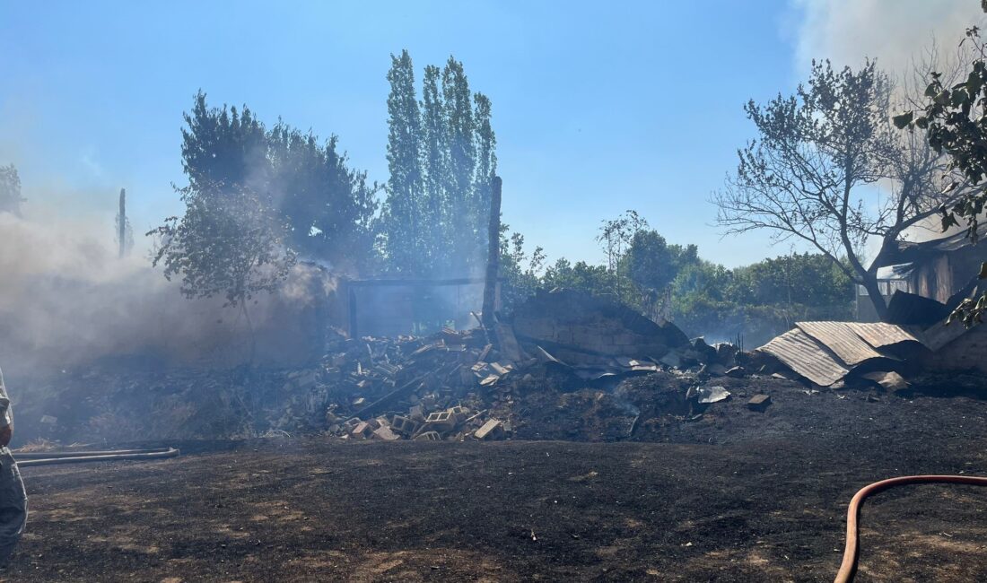 Isparta'nın Şarkikaraağaç ilçesinde, bahçedeki kuru otları yakma girişimi kontrolden çıkarak