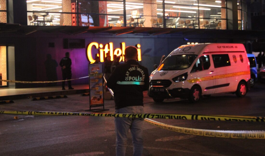 Kayseri'nin Kocasinan ilçesinde geçtiğimiz yıl bir restoran önünde çıkan kavgada