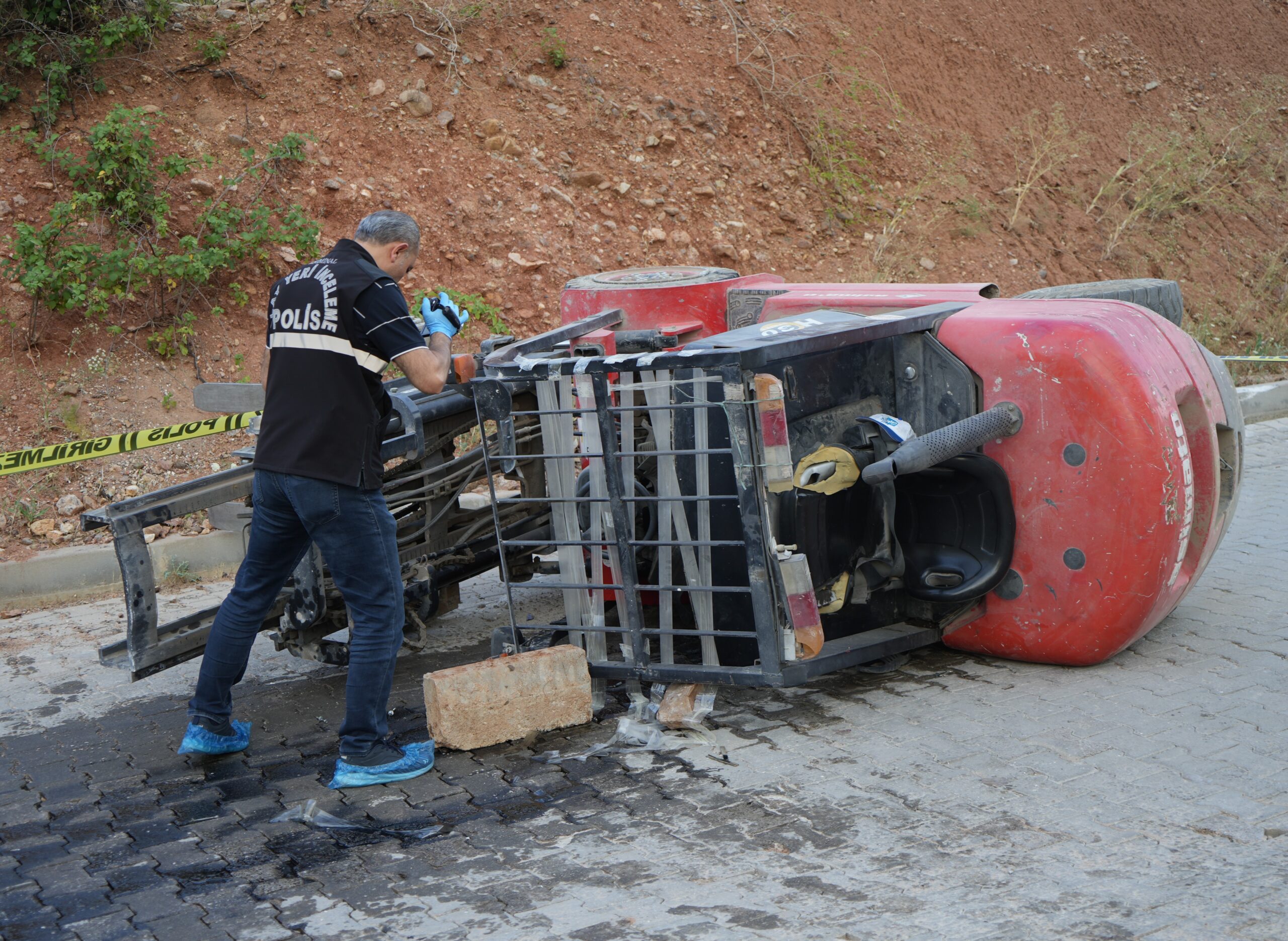 Kırıkkale'nin Yahşihan ilçesinde meydana gelen elim bir kazada, 16 yaşındaki