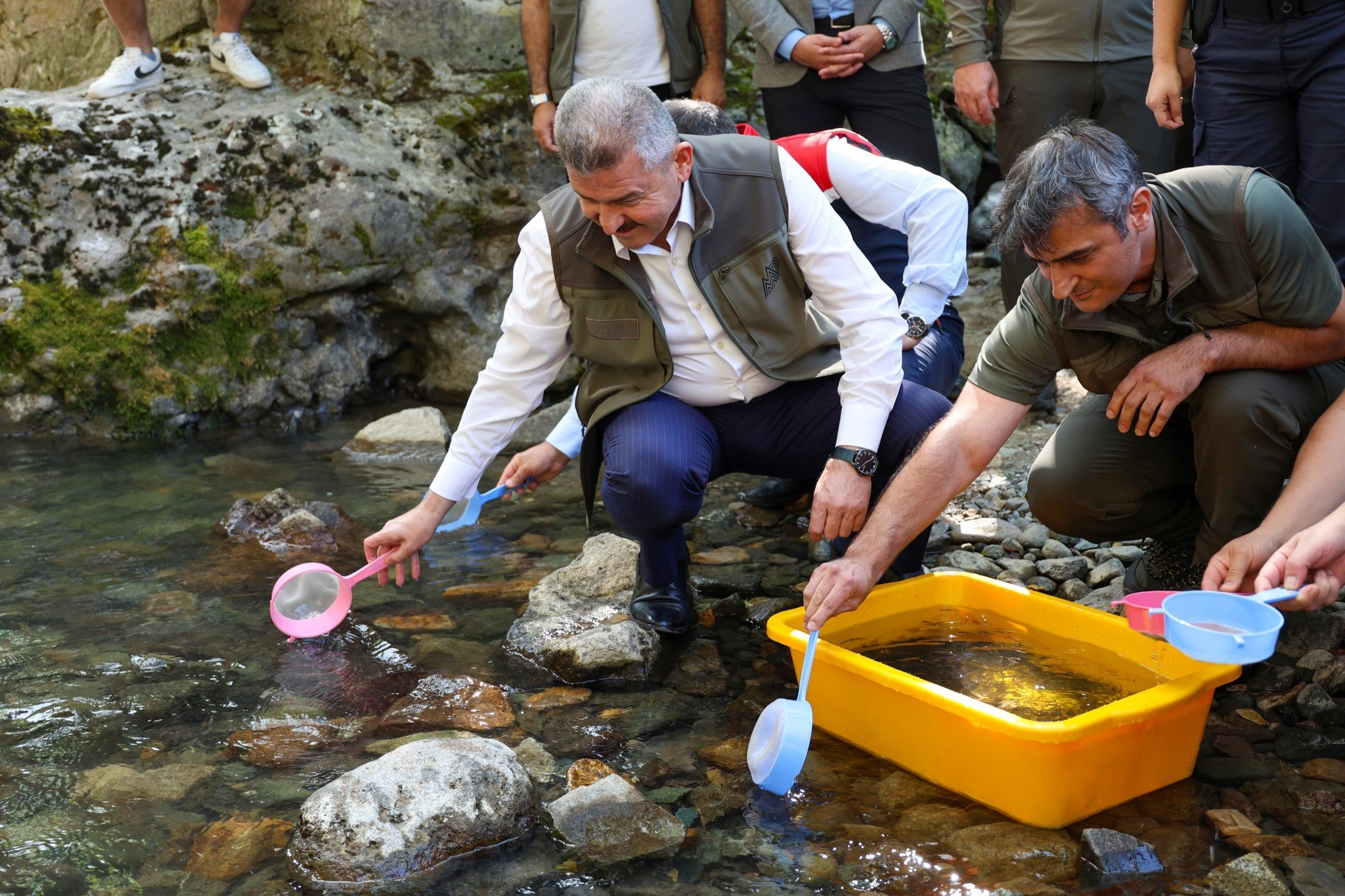 Artvin'de, biyolojik çeşitliliğin korunması ve doğal alabalık popülasyonlarının desteklenmesi amacıyla