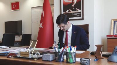 Sağlık Bakanlığı, tütün kullanımını azaltma hedefiyle kamu kurumlarında "Yerinde Sigara