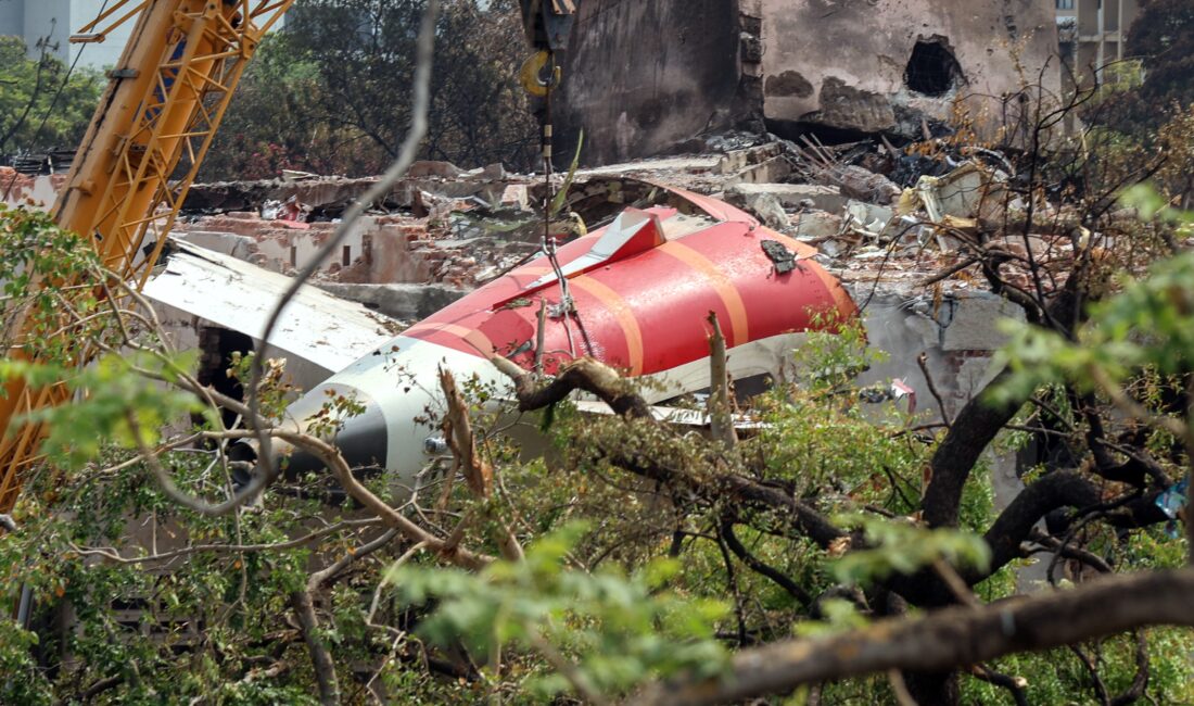 Hindistan’da 270 kişinin hayatını kaybettiği Air India uçak kazasına ilişkin