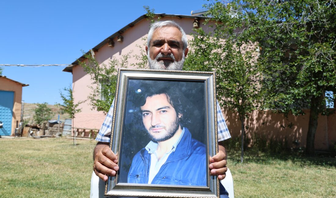 15 Temmuz şehitlerden Halil Kantarcı'nın babası Ali Kantarcı, Halil'in şehit