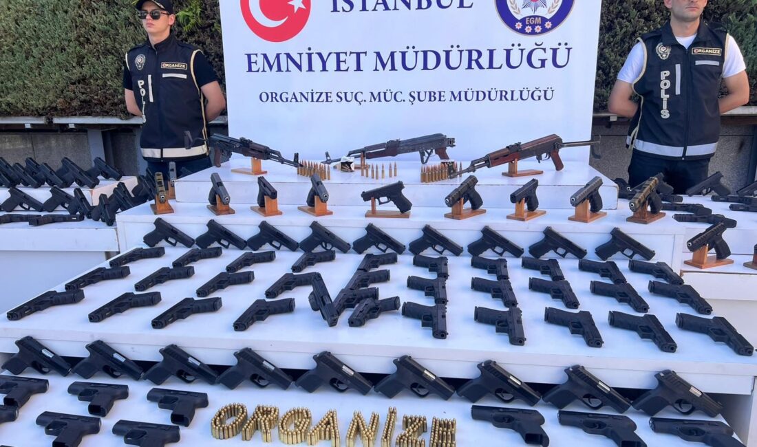 İstanbul'da, yurt dışından yönetildiği tespit edilen ve kırmızı bültenle aranan