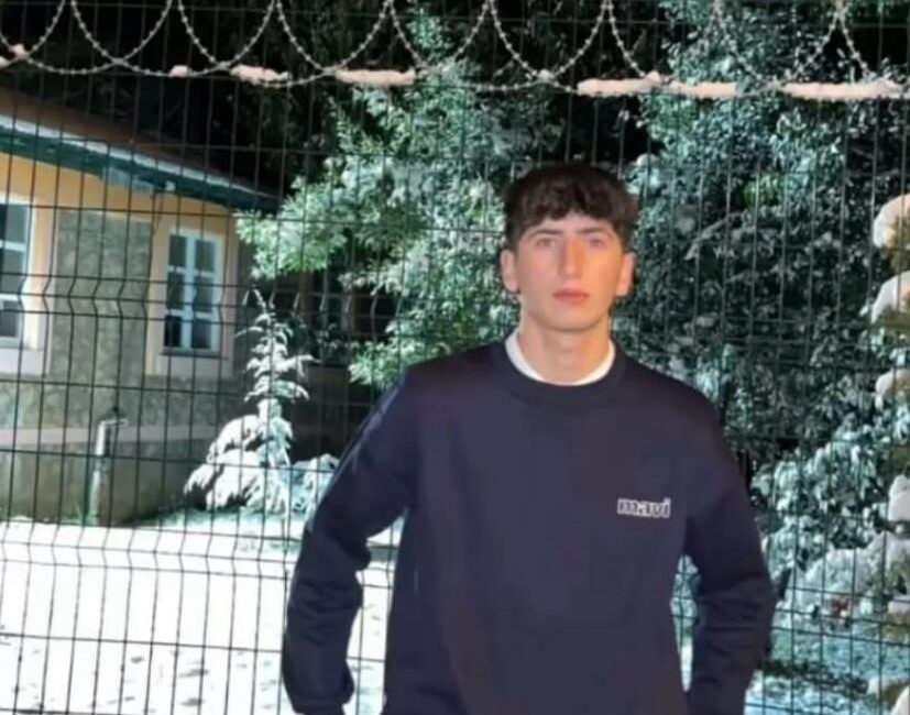 Kocaeli'nin Kandıra ilçesine bağlı Kefken'de, serinlemek amacıyla denize giren 17