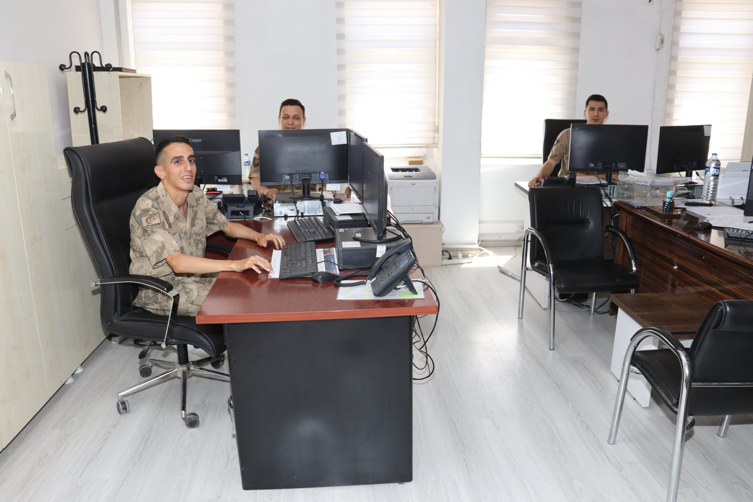 Hakkari'de yaşayan ve jandarma teşkilatına büyük bir sevgi besleyen Yılmaz