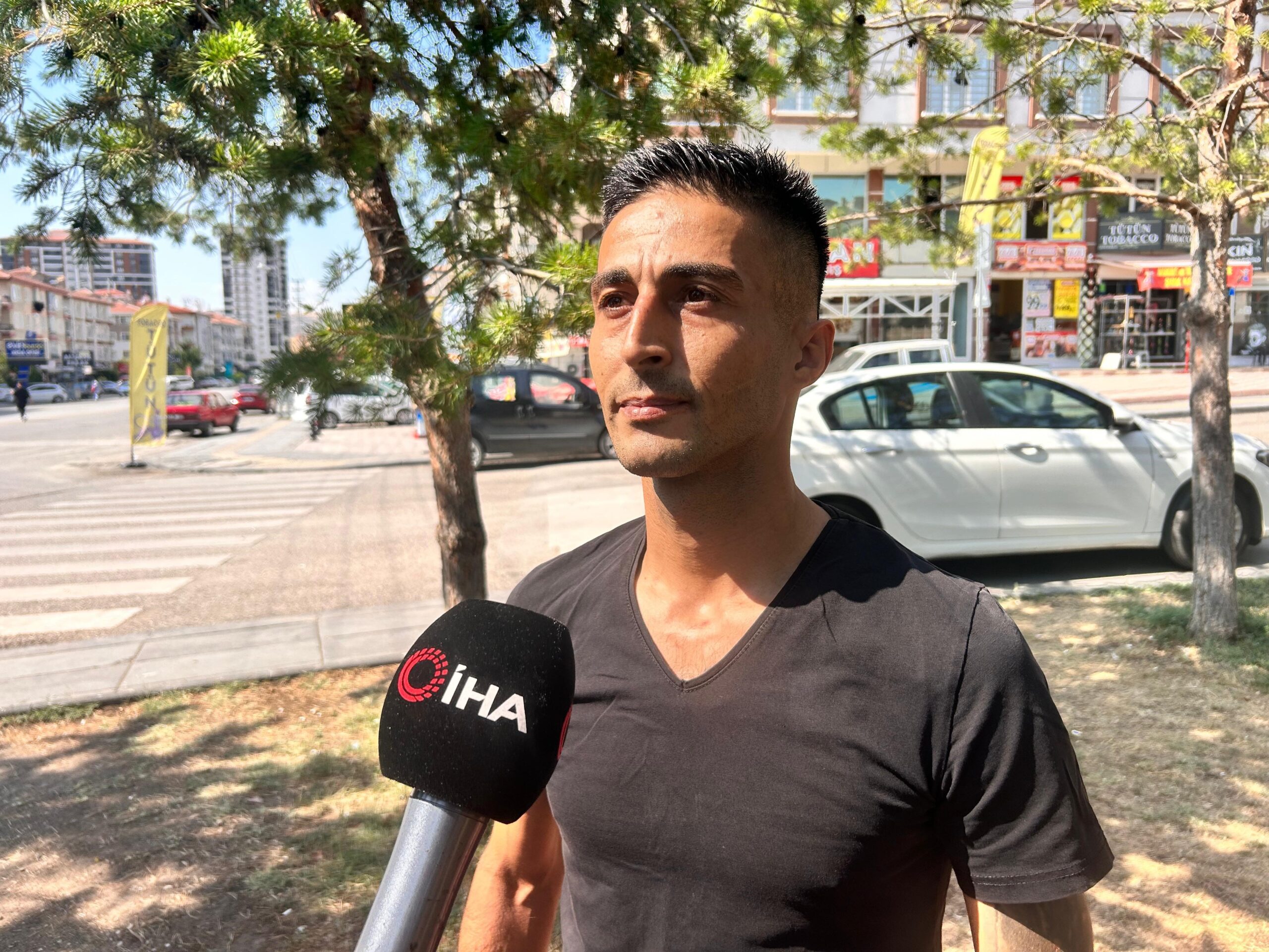 Ankara’nın Keçiören ilçesinde yaşayan Engin Başoğlu (31), 2 ve 4