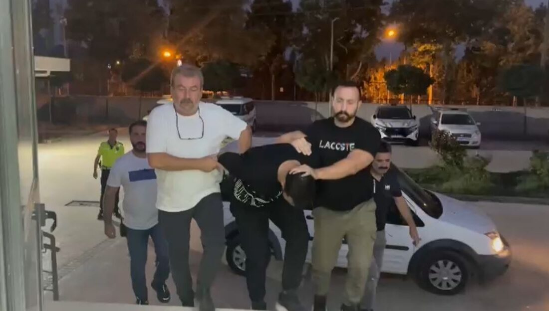 Bursa'nın Yenişehir ilçesinde, cuma namazı sonrasında husumetlisini hedef alan bir