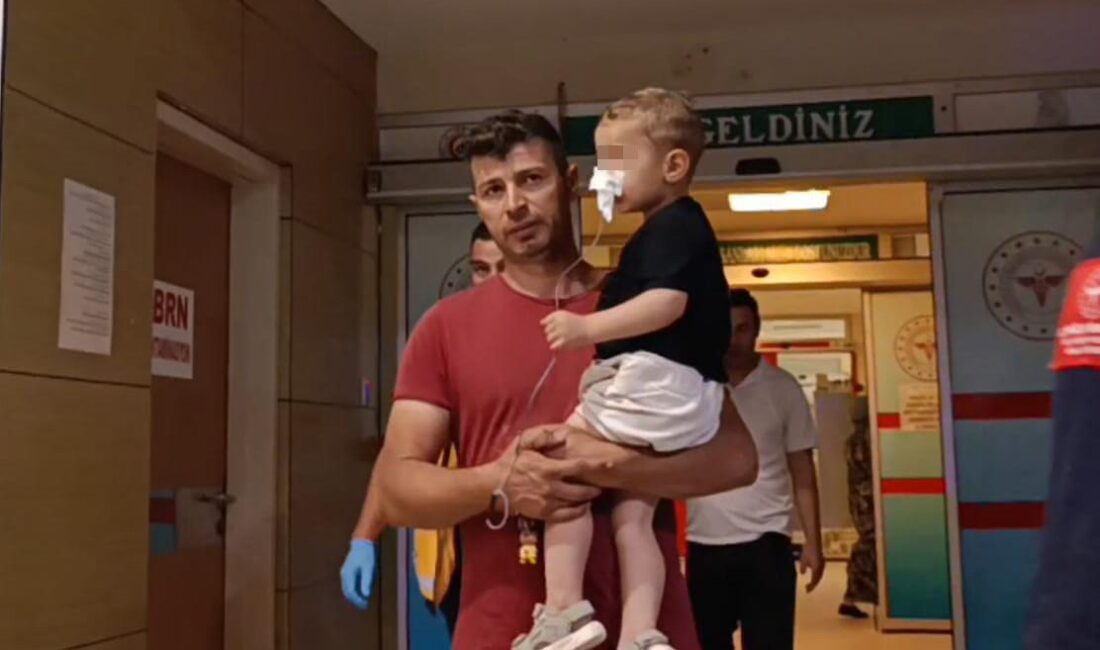 Bursa'nın İnegöl ilçesinde, 2 yaşındaki bir çocuk buzdolabında bulduğu ilaçları